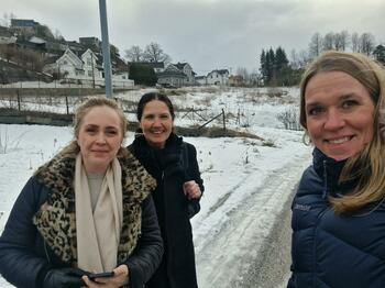 Maria Strømman Berteig (rådgiver FO), Torunn Bredvei Steinsholt (leder FO Vestfold og Telemark) og Marit Selfors Isaksen 